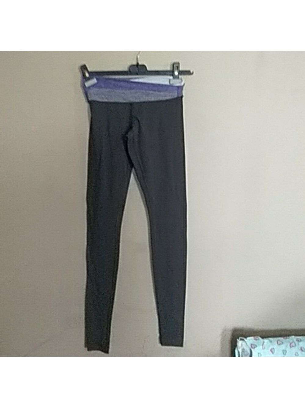 Lululemon leggings size 2